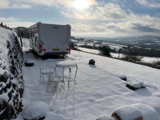 Peaceful peak caravan - Biddulph - 1
