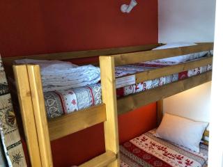 **Appartement T3 skis aux pieds avec balcon, parking et ski-casier, idéal pour skieurs !** - FR-1-513-18 - La Tania - 5