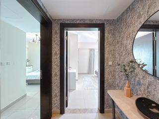 Cozy 2 Bedroom in Red Residence in Sport City - 4