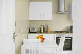 BnBNova - Paddington - 3BR with Balcony - London - 4