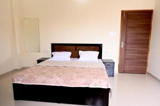 Khandelwal's - Varanasi - 8