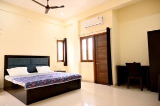 Khandelwal's - Varanasi - 2
