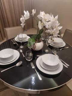 1 Bedroom Tower D Paramount Apt - 9