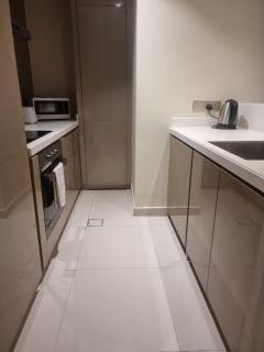 1 Bedroom Tower D Paramount Apt - Dubai - 4