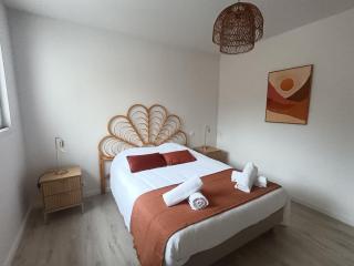 House with garden terrace and balcony with sea view - 7