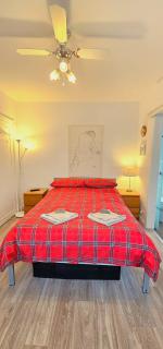 Seven Seas Beach Retreat Studio Flat - 1
