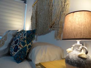 Katary Townhouse - - 2