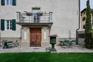 Villa Donata - Luxuriöses & großzügiges Apartment im Herzen von Kaltern, mit Innenhof, kostenlosem Parkplatz direkt am Haus - Caldaro - 0