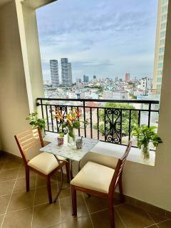 The Manor 1 bedroom 64sqm apt, good location, free rooftop pool - Ho Chi Minh - 1