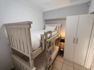 Beach, Sand, Table Mountain - Cape Town - 9