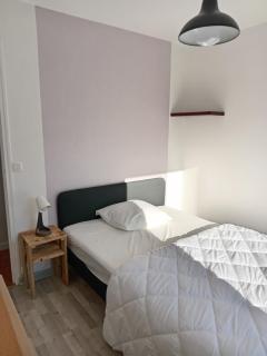 Chambre à l étage - Plémet - 0