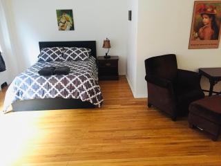 Stylish Montreal Apartment Comfortable Stay in the Golden Square Mile - Montreal - 3