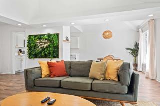 Grand Safari-Newly Renovated-Near Beach - Myrtle Beach - 1