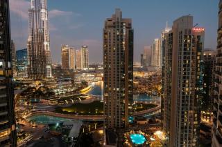 Luxurious 4BR Apartment with Full Burj Khalifa And Fountain Views, Downtown Dubai - 9