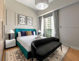 Luxurious 4BR Apartment with Full Burj Khalifa And Fountain Views, Downtown Dubai - 1