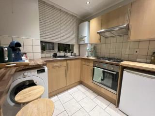 Spacious & Modern Family Gem - 5