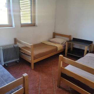 Lastva Hostel - Lastva - 4