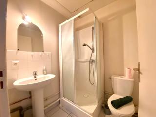 Le Dortoir, logement avec 3 grands lits doubles - Auxerre - 6