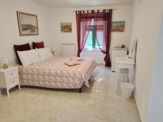 ANITA B&B - Uscio - 0