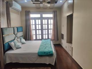 Akhand Bhawan Homestay 2BHK Apartment - Varanasi - 1