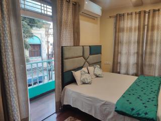Akhand Bhawan Homestay 2BHK Apartment - Varanasi - 6