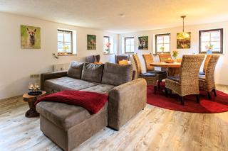 Ferienhaus Sissi mit Whirlpool, Sauna u sehr ruhig - Großschönau - 4