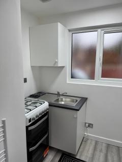 1 Bed Brand New Apartment in MK - Great Linford - 2