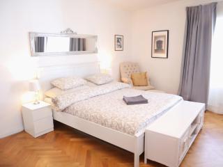 At the Blue Lion & Parking Assistance - Praga - 6