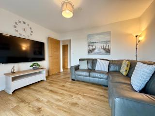 GWEL Y TYWYN - 2 BED APT-ON THE BEACH-TREARDDUR - Trearddur - 8