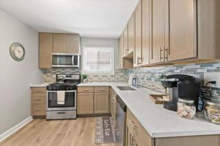 3BR Gem in Wheeling - Wheeling - 7