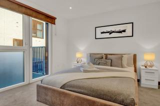 Stylish 1-Bedroom Apartment Near Canary Wharf, O2 Arena & ExCel - Excellent Transport Links - Londra - 5