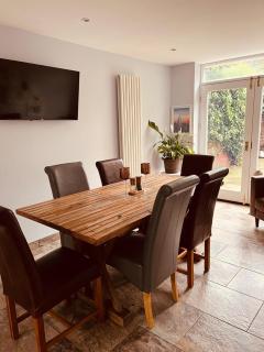 Central Beverley 4-Bedroom Townhouse - Beverley - 4