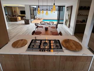 Luxury 5 Bedroom House Pinnacle Point Golf Estate - 3