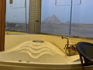 White Pyramids inn - 5