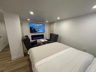 Pvt Studio Near Waterloo Airport & Minutes to Downtown - Kitchener - 7
