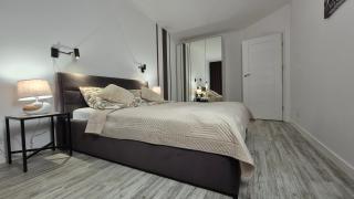 Garbary 100 White Apartment, free parking, self check-in 24h, air-conditioning - 2