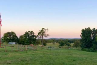 The Varnadoe Villa- Farm Stay - Siloam Springs - 8