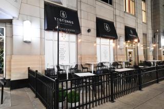 FREE PARKING! Downtown Lucas Oil- Conv Center Skywalk #4 - Indianápolis - 9