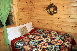 Blue Rose Cabins - Big Woody Cabin - Logan - 4