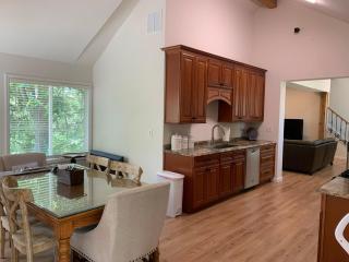 Lazy Lake Life Awaits! - 3