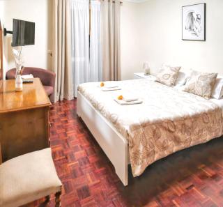 Charming Apartment in Funchal with Balcony and View - 7