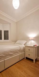 Cosy Single Bed In Morden London - Morden - 0