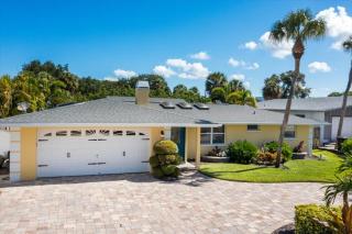 Luxe Siesta Key Home Pool Hot Tub Near Beach - 6