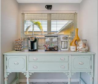 Luxe Siesta Key Home Pool Hot Tub Near Beach - 1