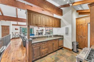 3-Level Incline Village Retreat with Fireplace - 1