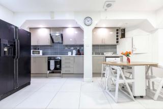 Indipendent flat with patio - Greenford - 7