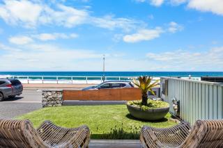 The Beach House at Merewether - Merewether - 1