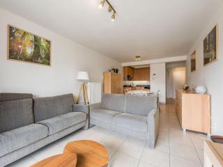 Apartment by the Sea in Belgium with Balcony - Koksijde - 2