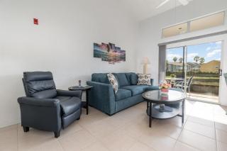 Family Home w/ Pool & Water Views, Near Disney - 4