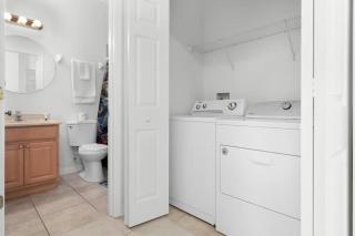 Oakwater Resort Home w/ Arcade & Pool Table - 15 Min to Disney - 1